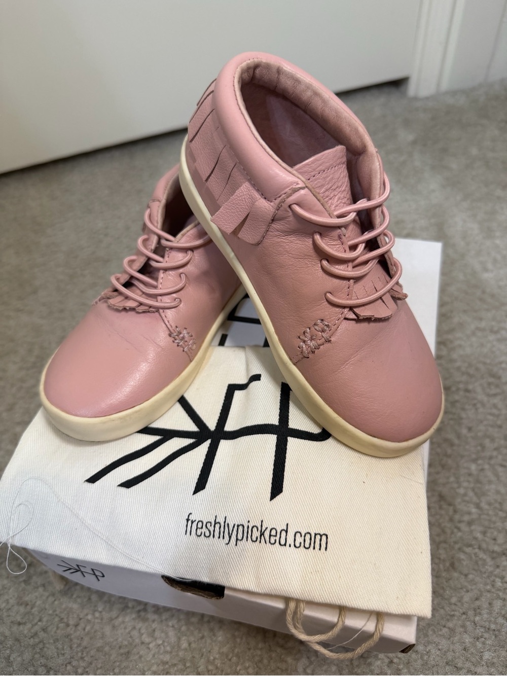 Freshly Picked Pink Leather Fringe Lace-Up Moccasins